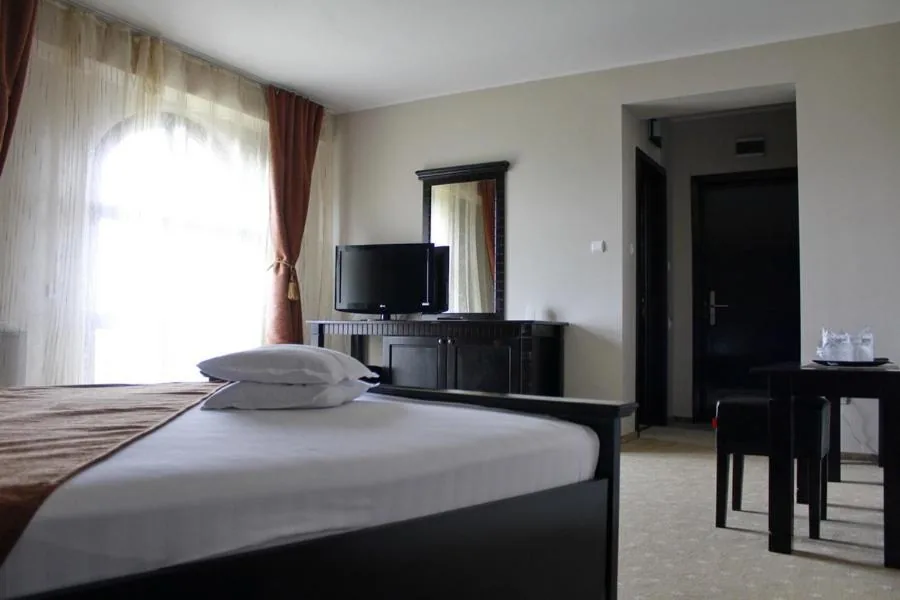 Cameră triplă — Hotel Imperium